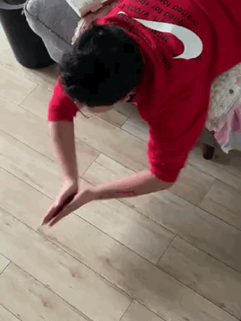 陆地游泳动作视频_陆地游泳训练_如何在陆地练游泳技巧视频教程