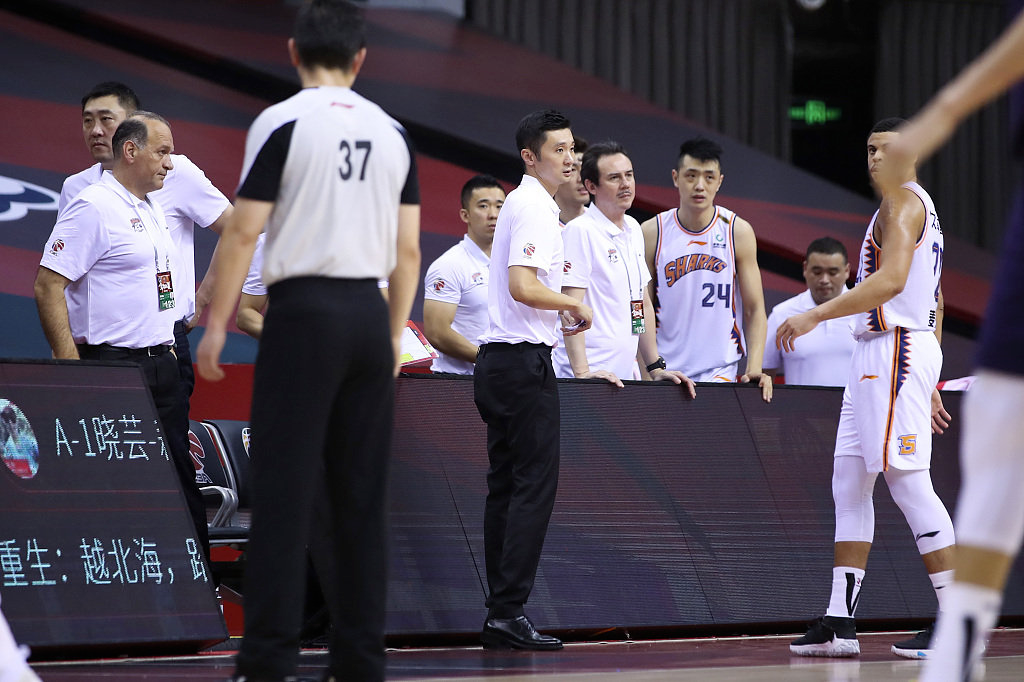 篮球历史上的惊天失误_失误nba_篮球中失误是什么意思