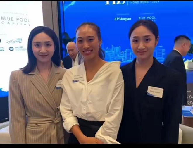 奥运足球比赛冠军_奥运会足球夺冠热门_奥运冠军足球视频