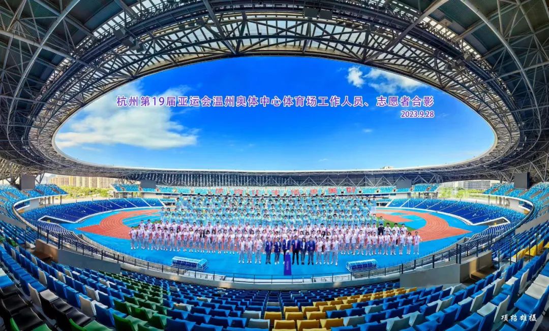 足球赛进球视频_足球进球精彩视频_足球世界进球技巧视频讲解