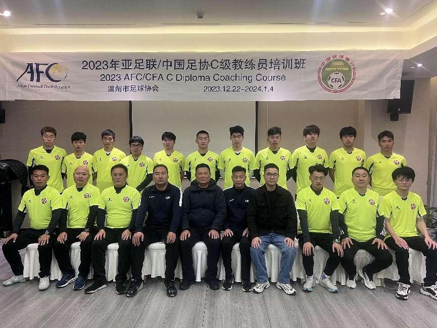 足球世界进球技巧视频讲解_足球赛进球视频_足球进球精彩视频