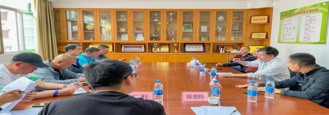 足球赛进球视频_足球进球精彩视频_足球世界进球技巧视频讲解